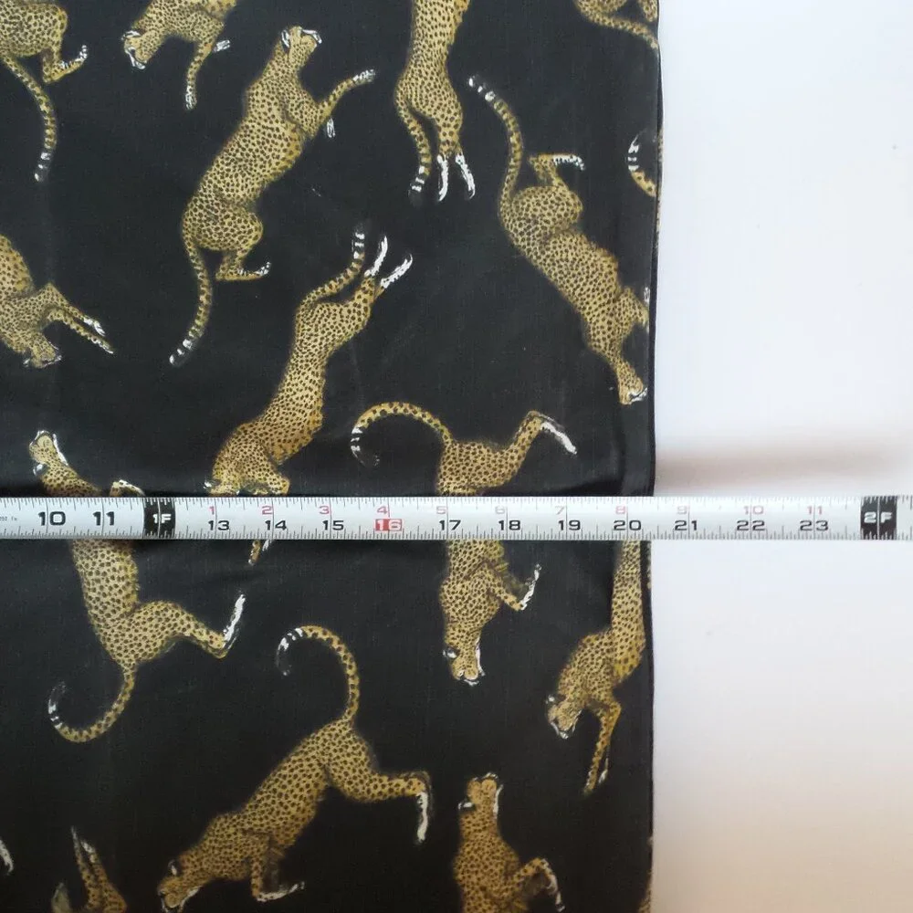 Cheetah pillow cover